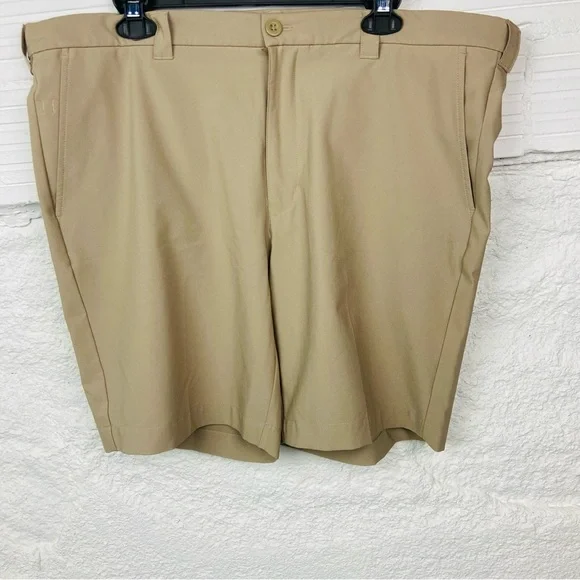 ROUNDTREE & YORKE PERFORMANCE tan khaki men’s shorts size 42 - Picture 5 of 8